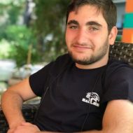 Նաիրի Սահակյան
