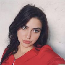 Արմինե Աթոյան