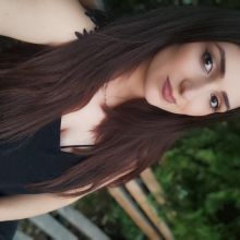 Անժելա Պետրոսյան