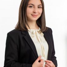Անահիտ Ժամխարյան